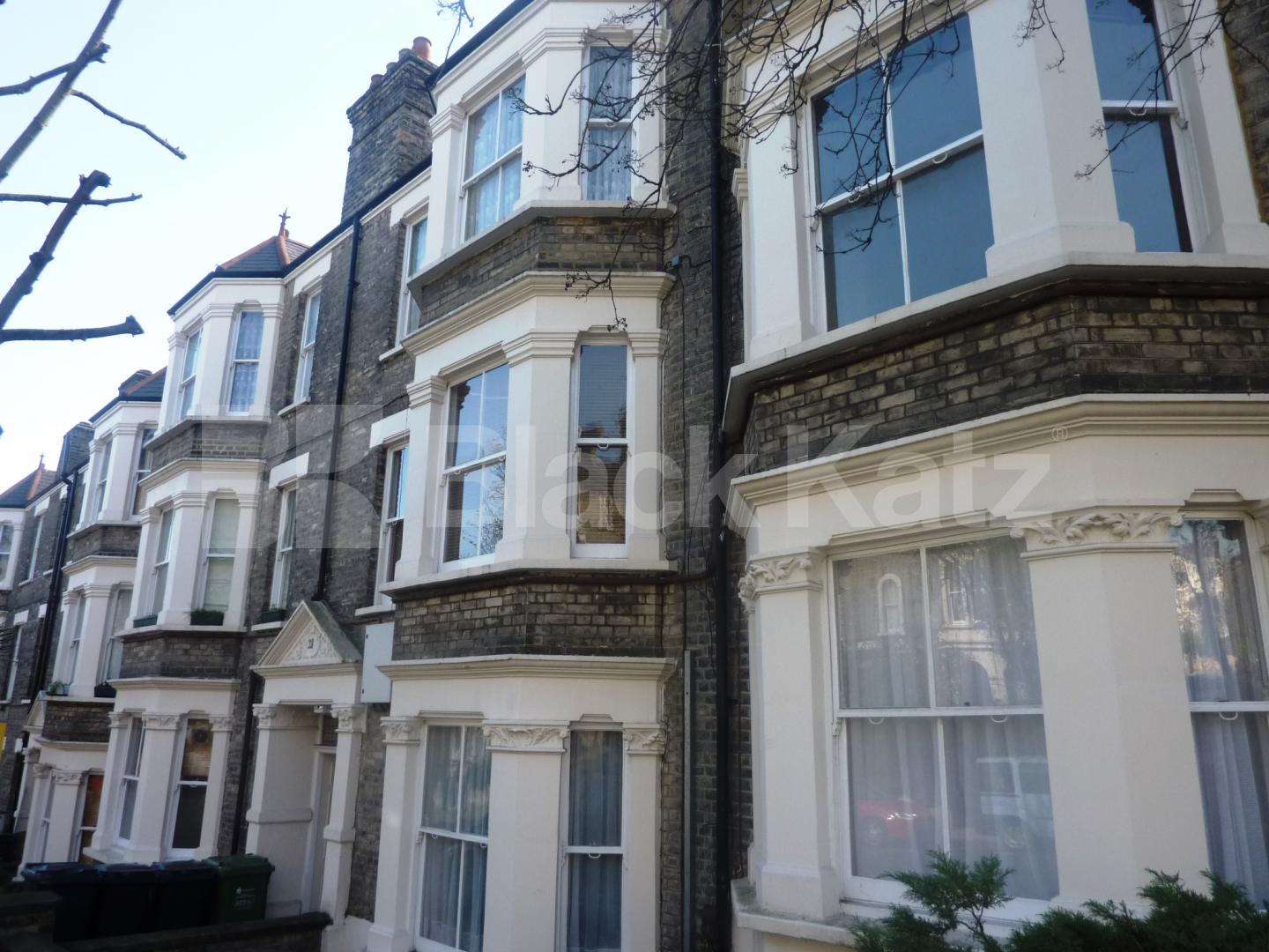 			NEW INSTRUCTION!, 1 Bedroom, 1 bath, 1 reception Flat			 Cathcart Hill, DARTMOUTH PARK